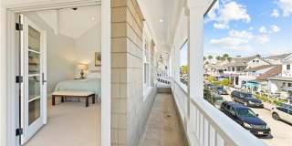 115 Topaz Gallery 24