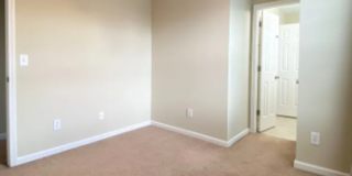 Ready To View!!! Great Location!!!! Gallery 15