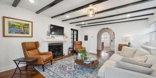 504 GAINSBORO Road Gallery 8