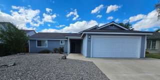 Stylist Updated 3 Bedroom in Dayton Gallery 1