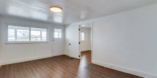 Available JUNE 2026 - 1 Bed w/ off street parking, beautiful view Gallery 3