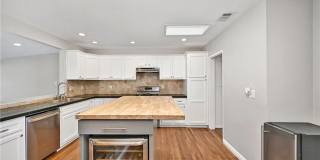 6727 East Pageantry Street Gallery 7