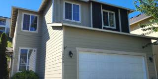 FREDRICKSON AREA 3 Bedroom, 2.5 Bathroom Puyallup Home with Den SILVER POINTE COMMUNITY Gallery 1