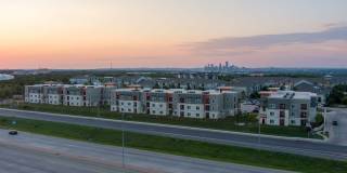 The Oaks at Ben White Apartments Gallery 16