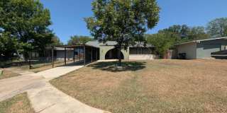 BEAUTIFUL ONE-STORY HOUSE NEAR RANDOLPH AFB! Gallery 1