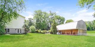 Stunning 3 Bedroom Home with Barn and Over 3 Acres! Gallery 25