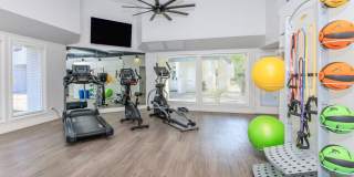 River Park Apartments Gallery 18