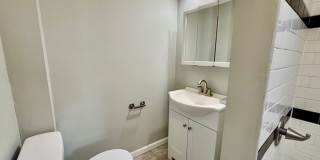 2445 East Huntingdon Street Gallery 17