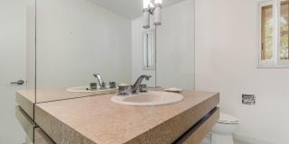 811 North Hillcrest Road Gallery 1