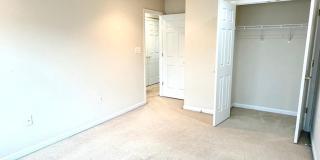 47574 ROYAL BURNHAM Terrace Gallery 38