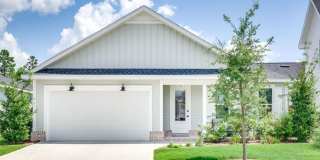 76 Conifer St Gallery 1