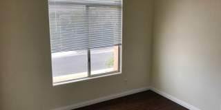 GREAT HOME CENTRALLY LOCATED WEST OF STRIP- NO HOA Gallery 8