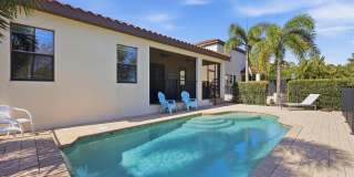 5423 TITLE ROW DRIVE Gallery 35