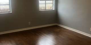 4233 Ridge Rd Gallery 4