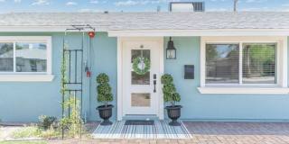 7431 E Taylor Street Gallery 1