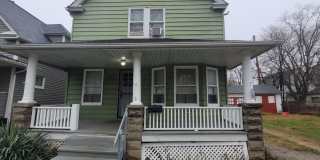 Single Family Home 3 beds 1 bath Available Now! Gallery 1