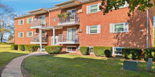 126 W Washington St. Gallery 1