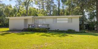 Beautiful 4 Bedroom House 5 Minutes away from FSU for 2027!! Gallery 1