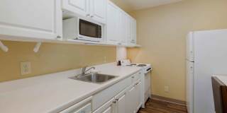 Tampa - Airport - Memorial Hwy. Gallery 1