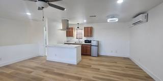 ADU- Studio- Upstairs- Newly Remodeled- Ready To Move In Now Gallery 1