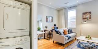 Sunny 1 bedroom/1 bath in Adams Morgan! Gallery 16