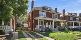 Beautiful 3 BR Home in Grandview Heights! Gallery 1