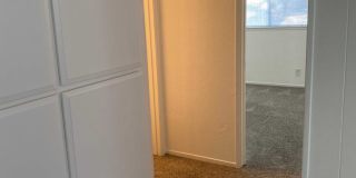 Fair Oaks 2bd/1ba Duplex with Garage near Sunrise & Sunset Ave Gallery 12