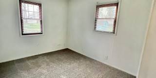 New Listing! 3 bedroom House! Gallery 40