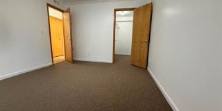 43284 Mound Road Gallery 13