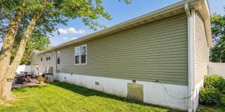 616 Newport Avenue Gallery 29