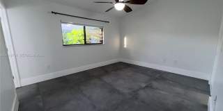 1533 Gabriel St Gallery 11