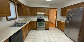 201- 203 Briarcrest Ct Gallery 26