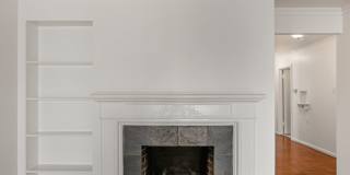 Stunning, Pet Friendly Edwardian 2BR Remodel in Prime location Gallery 17