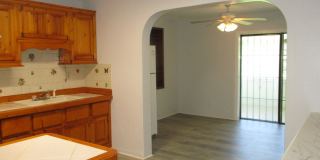 Charming 3 bedroom 2 bathroom Holly Hill Gallery 4