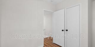 1309 Emerald St. NE Gallery 23