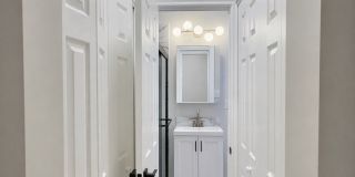 1014 W George Street Gallery 22