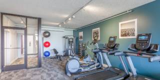 Riverfalls Tower Apartments Gallery 32