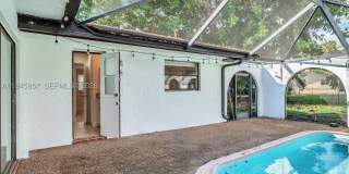 10251 NW 39th Ct Gallery 44