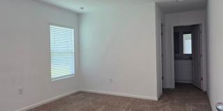 Beautiful 4 Bedroom in desirable Grand Reserve Community Gallery 15