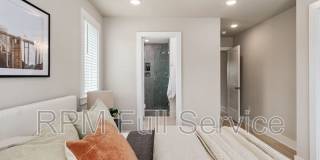 700 N Dupont Avenue Gallery 8