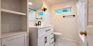 1BD/1BA - Beautifully Updated Willow Glen Home with Mini-Splits, New Bath & Private Patio Gallery 13