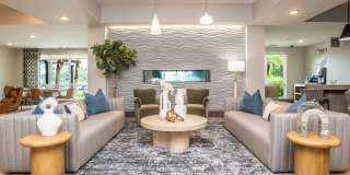 Sola Gallery 35