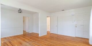 4950 Newcastle Avenue Gallery 6