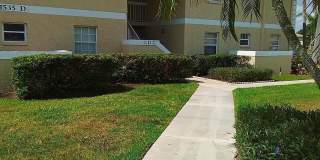 1535 SE ROYAL GREEN Circle Gallery 1