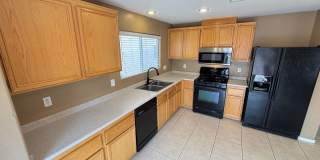 Beautiful 4Bed/3Bath/2Car home located within the Iron Mountain Ranch Community Gallery 5