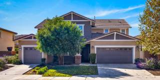Spacious Newer 4-Bed 3 1/2-Bath Plus Loft Home in Citrus Trails Gallery 1