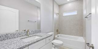 4-bedroom 3 Bathroom Rental w/ In-Law Suite Gallery 11