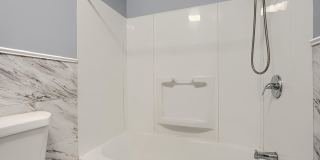 2533 W LOMBARD Street Gallery 17