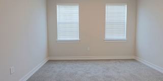 AVAILABLE NOW BRAND NEW!! Gallery 18