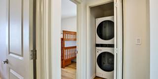 Downtown HB Furnished Flexible Term Rental Gallery 19